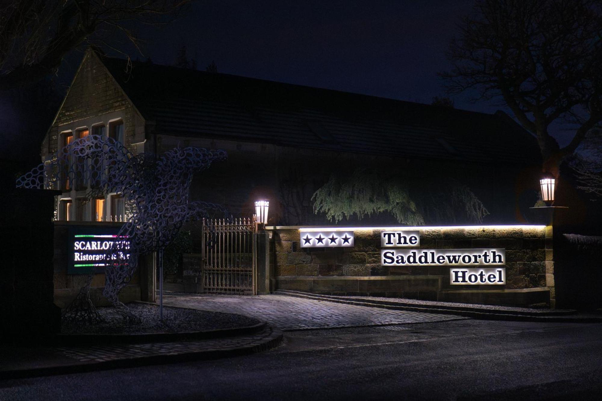 The Saddleworth Hotel Diggle Екстериор снимка