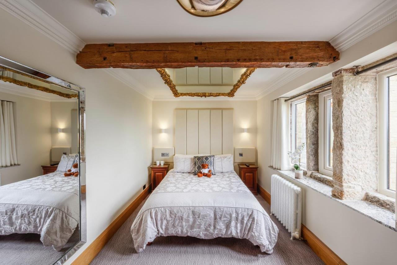 The Saddleworth Hotel Diggle Екстериор снимка